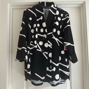 NWT Blazer from Talk of the Walk by Lior L Black White Striking